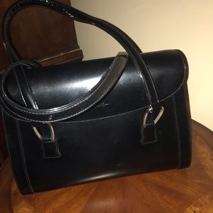 Like new patent purse